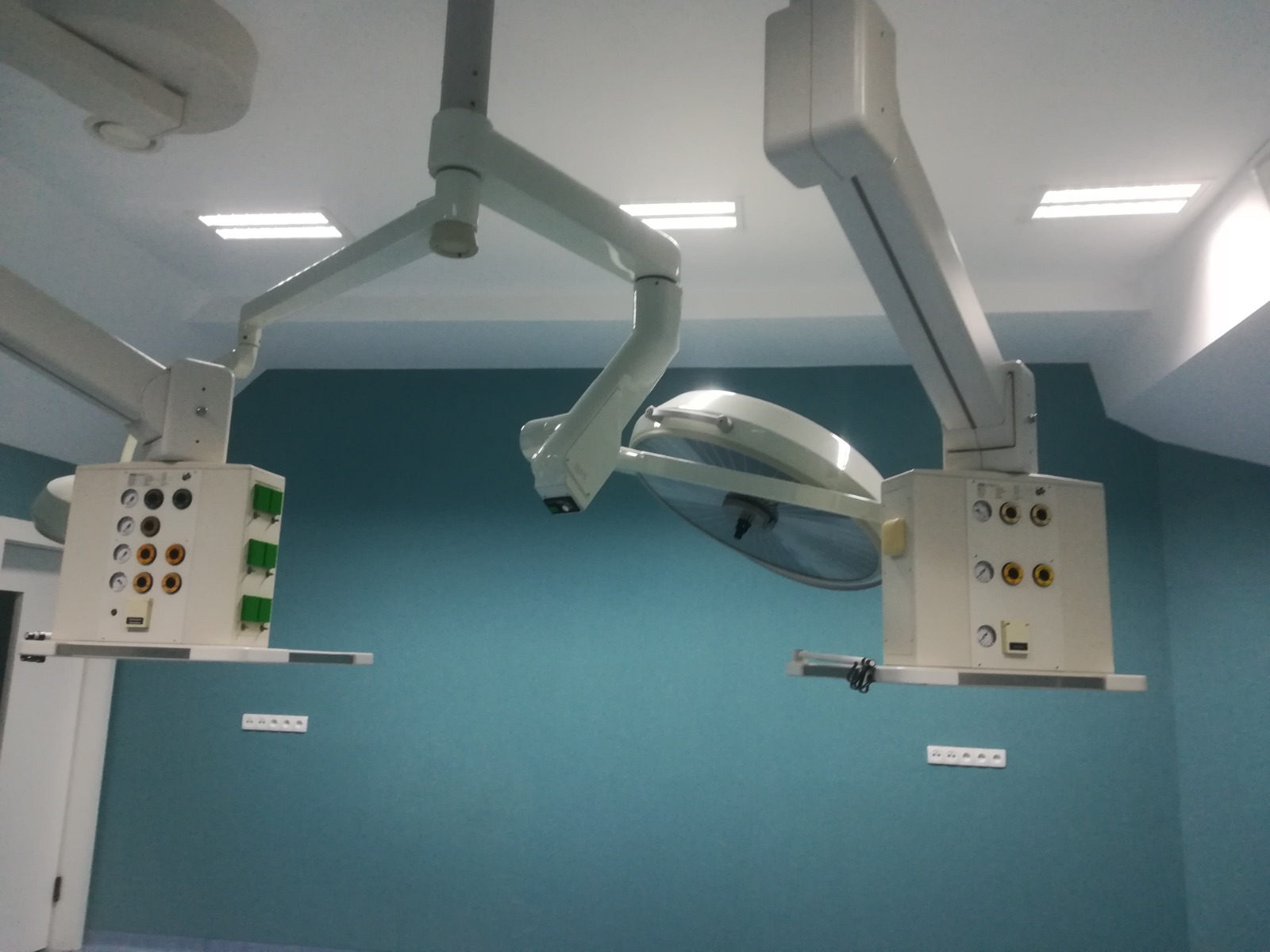 Sprzedam lampe operacyjną Alm Prismatic